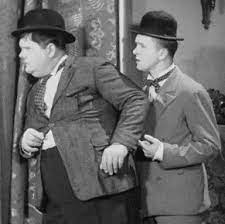 Make It Quietly Handsy Stan In 2021 Stan Laurel Oliver Hardy Laurel And Hardy Classic Comedies