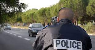 This radar gun can give you a reading of an object's speed within 10 milliseconds. How Does A Police Radar Gun Work