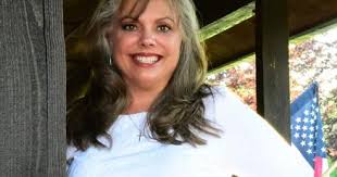 Valley real estate agent gets kudos