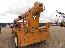 Grove IND-68 Carrydeck Crane