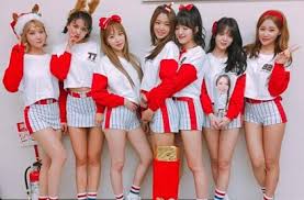 Mina continued to claim, when jimin was a trainee, she ordered me to do errands such as getting her water and would repeatedly hit me on the chest with her fist and curse at me. the former aoa. Super Seksi Di Mv Excuse Me Dan Bing Bing Comeback Aoa Tak Disambut Baik