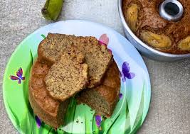 Kue bolu pisang kukus ini sebenarnya prosesnya sama saja seperti membuat bolu biasa, tetapi ditambah dengan campuran bahan pisang yang membuat bolu pisang lembut ini mempunyai citarasa yang khas. Resep Bolu Pisang Kukus Lembut Yang Renyah Resep Terlengkap