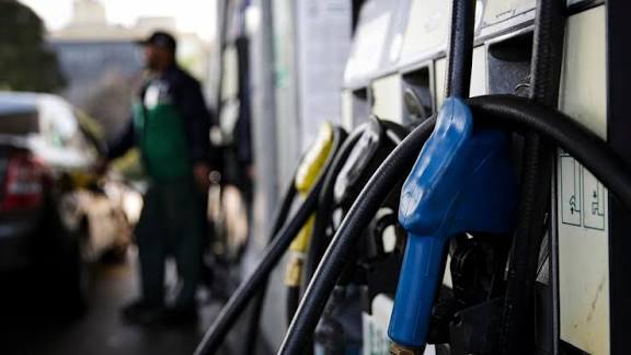 Em meio a pressões sobre preço dos combustíveis, ICMS sobe para gasolina, diesel e etanol | GZH