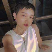 Elaine Ning's Instagram, Twitter & Facebook