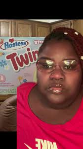 Strawberry Twinkies Review 2023