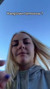 Chloe Jankowski's Instagram, Twitter & Facebook