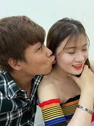 Nhan sắc vợ sắp cưới mĩ miều của Youtuber triệu view Lộc phụ hồ khiến dân  mạng "ghen tỵ"