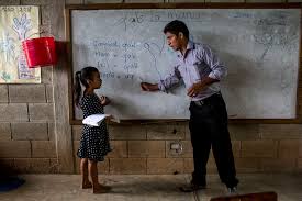 Hey guys!!!!!seguimos aumentando nuestro vocabulario, ahora vamos a aprender palabras que empiecen por la letra k. Se Habla Espanol Y 8 Idiomas Mayas Las Aulas De Ixcan Plaza Publica