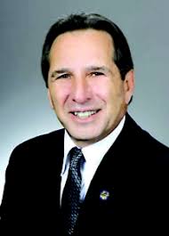 Former legislators: Federal government must help remove bridge