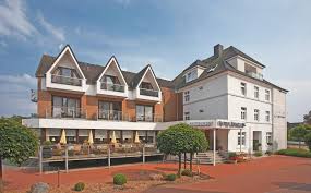 Die strandperle in dahme hat bereits eine lange tradition als pension und wurde im stil einer die hotel pension haus strandperle bietet für alle gäste ein modernes, stilvolles ostseeambiente mit. Cheap Dahme Hotels Search Book Unbeatable Rates