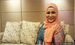 Tidak hanya itu, kata kata bijak singkat yang penuh makna padat juga dapat membuka pikiran kamu untuk semakin dewasa, semakin mengerti dan paham arti kehidupan, karena dalam kata kata singkat. Malaysiakini Artis Otai Atau Legenda Ok Veteran Tak Mau