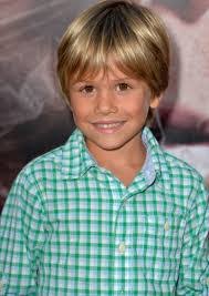 Luke Andrew's Instagram, Twitter & Facebook