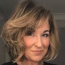 Samantha Jinks's Instagram, Twitter & Facebook