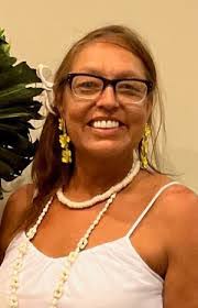 Noelle Phelps's Instagram, Twitter & Facebook