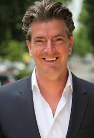 Alle Infos & News zu Robert Neubauer