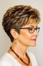 Macie Skinner (macieskinner)