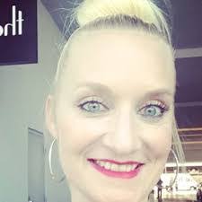 Deanna Odell's Instagram, Twitter & Facebook