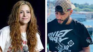 Dealer im seidenhemd von la martina. Irre Megastar Shakira Verklagt Den Deutschen Rapper Samra Promiflash De