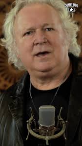 T. Graham Brown released "I Tell It Like It Used To Be" as the first single  and title track to his 1985 album. It reached the Top Ten