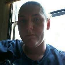 Julie Luckadoo's Instagram, Twitter & Facebook