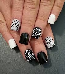 Black And White Cheetah Print Nails Black And White Leopard Nail Art Design Cheetah Nail Designs Leopard Nails Leopard Nail Art