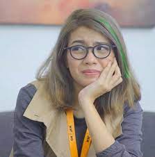 Pemain ok jek net tv kali ini, dedinewsonline.com akan menyajikan kepada anda biodata dan foto pemain ok jek terbaru yang saat ini berperan dalam sitkom atau dikenal masyarkat juga sebagai sinetron ok jek net tv ini. Profil Girindra Kara Pemeran Prima Ok Jek Net Tv Hal Lima