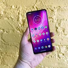 Motorola One Hyper Review: A Strong Mid ...