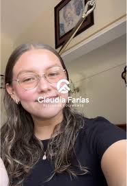 Gloria Quesada Chat Financiero