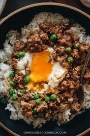 Cantonese Ground Beef Rice And Eggs A Super Easy Cantonese Minced Beef Bowl Cooked With An Oyster Sauce Ba Ground Beef Rice Minced Beef Recipes Beef And Rice