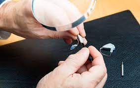 For instructions on how to clean a hearing aid, please select your hearing aid style due to the coronavirus, please wear gloves when cleaning hearing aids. How To Clean Hearing Aids At Home