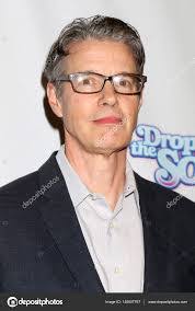 Kyle Secor's Instagram, Twitter & Facebook