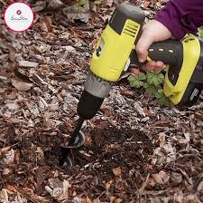 Garden Spiral Hole Drill Planter In 2020 Digging Holes Planting Bulbs Bedding Plants