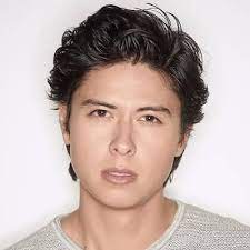 He weighs around 58 kg or 130 lbs. Jordan Connor Bio Age Net Worth Salary Height In Relation Nationality Body Measurement Career