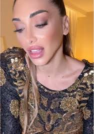 Elisa De Panicis Mila Suarez