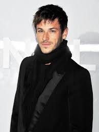 Parlons tout d'abord des bons côtés du film, car il y en a. Gaspard Ulliel To Play Yves Saint Laurent Elle Uk