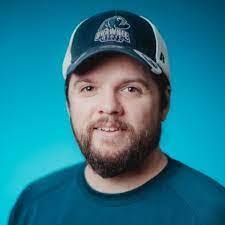 Travis Mauldin's Instagram, Twitter & Facebook