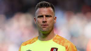 Celtic keeper artur boruc was seeing his new lover while his unsuspecting wife was in hospital having their child, it was revealed last night. Bournemouth Goalkeeper Artur Boruc Signs One Year Contract Extension As Marc Pugh Departs Club 90min