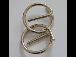 How to solve the metal loop puzzle. Metal Puzzle Brain Teaser Double E How To Solve Youtube Metal Puzzles Brain Teasers Brain Teaser Puzzles