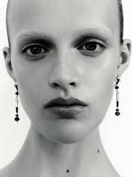 Ella Dalton 엘라 달튼 外 by Robin Galiegue 로빈 갈리에게 for Beyond Noise #4 F/W 2025  : 네이버 블로그