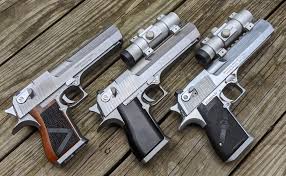 Both my husband and i actually quite like the look of chrome but feel pressured to go with bn because everyone we have. Silver Vs Chrome We Desert Eagles Plus An Actual Stainless Desert Eagle For Reference Explanation In Comments Airsoft