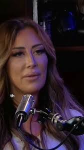 Peggy Barr's Instagram, Twitter & Facebook