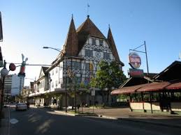 Blumenau guarda e preserva as tradições da blumenau. Blumenau Wikitravel