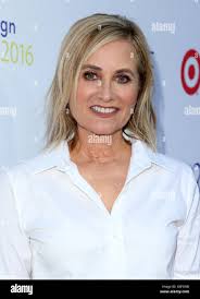 Maureen Bell Signed Studio Art Pottery Wall Pocket Vase