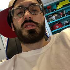 Twisted bow and pet drop