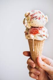 16 Summer Bachelorette Party Alternatives With Your Bridal Squad Gerostete Erdbeeren Gefrorene Desserts Dessert Rezepte