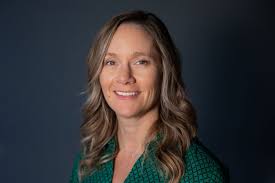 Erin Redding's Instagram, Twitter & Facebook