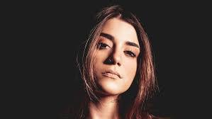 Cynthia Luz's Instagram, Twitter & Facebook