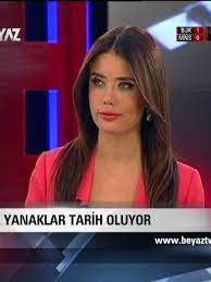 Trt binasını basan, kendilerine yurtta sulh konseyi diyen darbeci askerlerin, trt spikeri tijen karaş'a zorla okuttukları darbe. Zap Yapmanizi Durduracak Kadar Ekrana Yakisan 29 Kadin Haber Spikeri Onedio Com