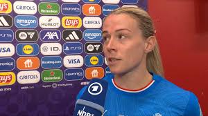 Frauen-EM: Islands Stürmerin Jessen will die Niederlage "abhaken und  weitermachen"