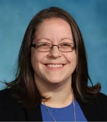 Ellie Pinto's Instagram, Twitter & Facebook